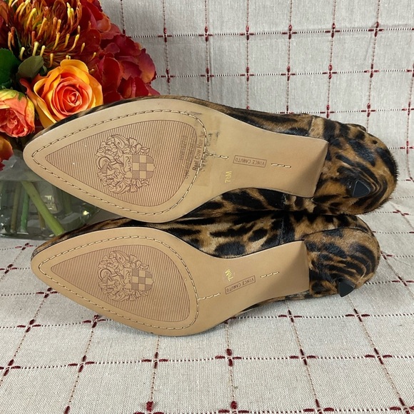 Vince Camuto Rastel3 Animal Print Cow Hide Mid Calf Boots Size 7.5 Cow Fur NWOB - Picture 7 of 9